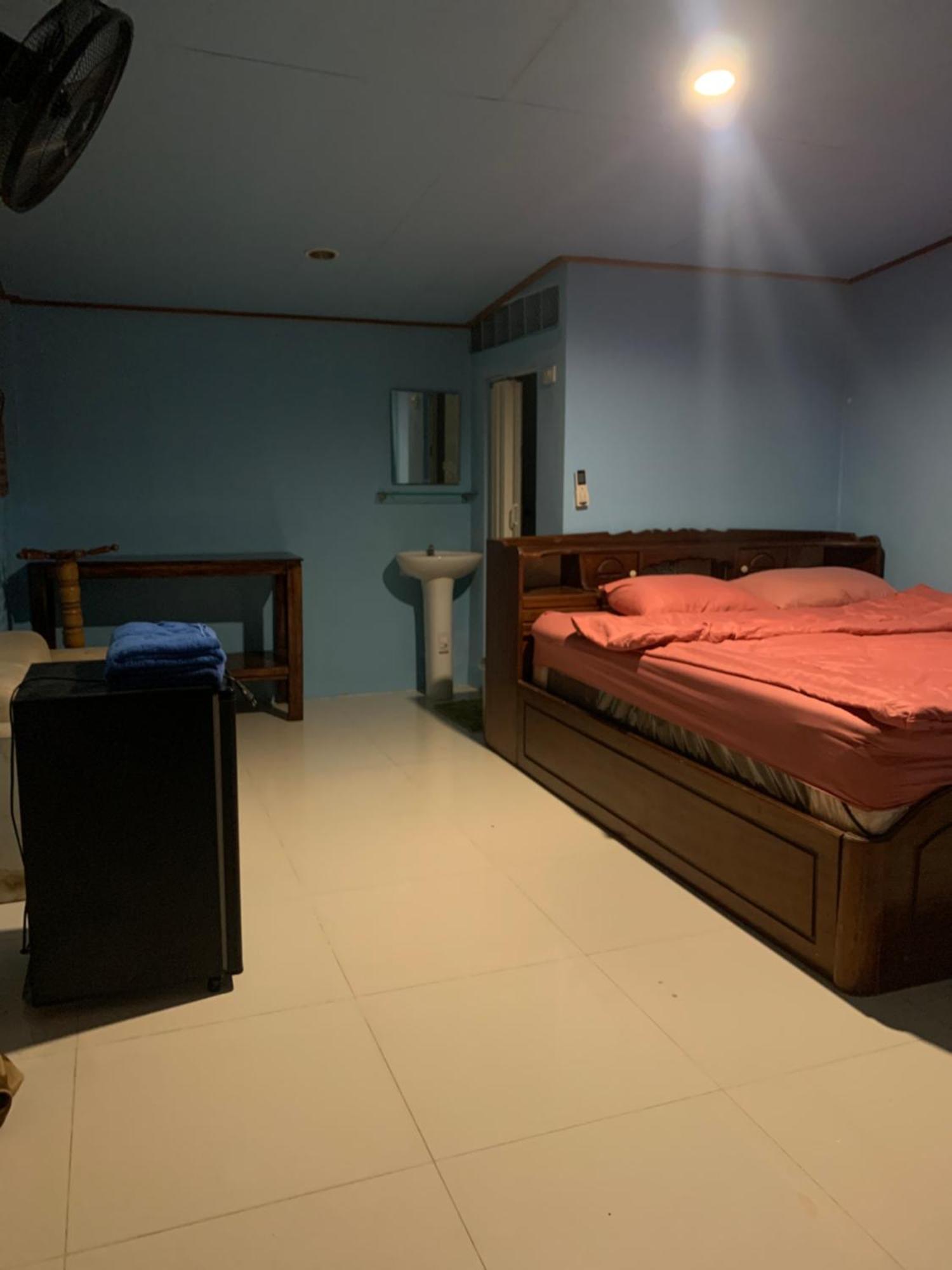 The Pier Homestay Тонг Сала Экстерьер фото