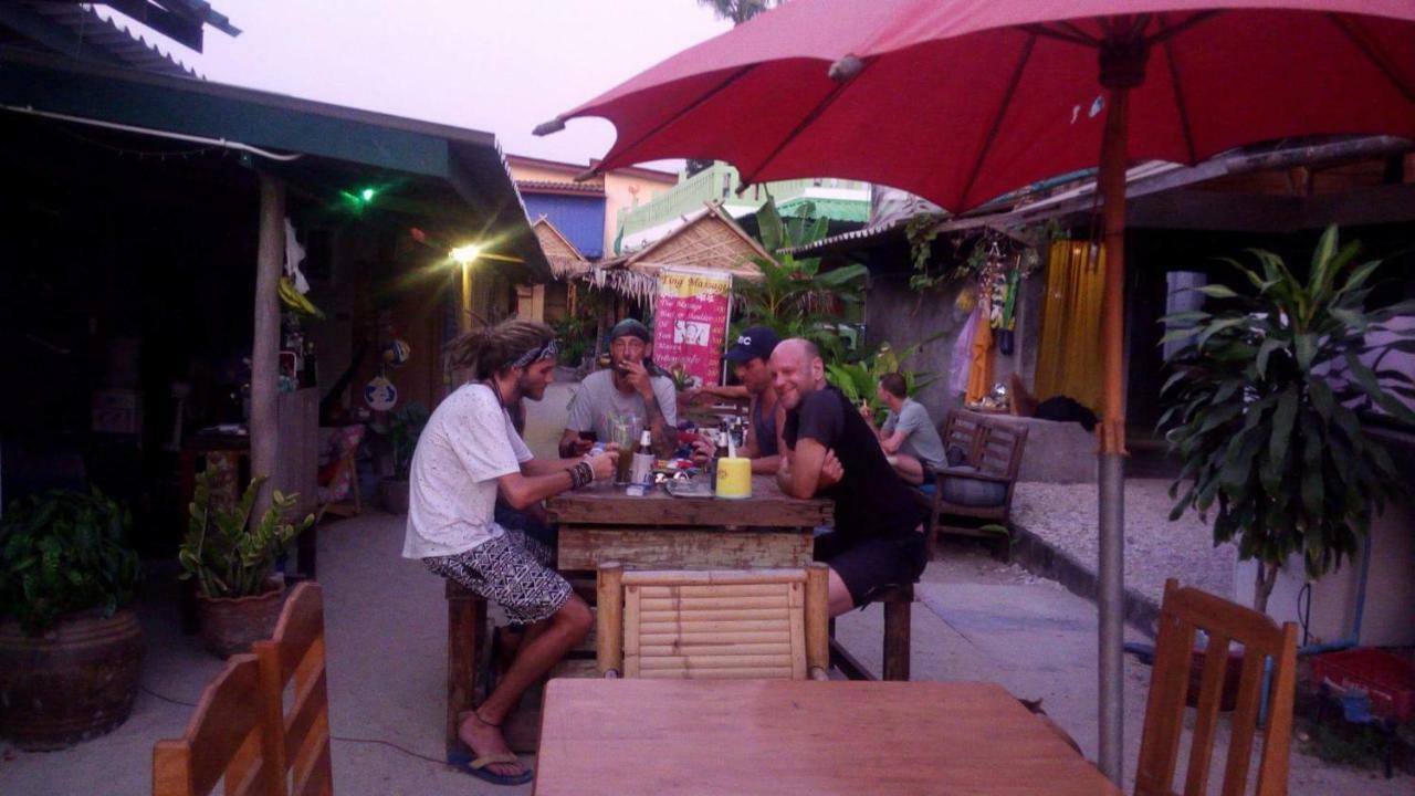 The Pier Homestay Тонг Сала Экстерьер фото